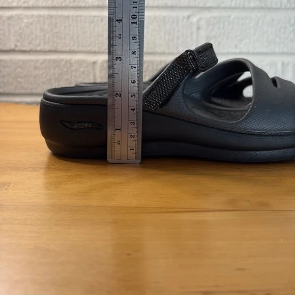 Skechers FOAMIES Black Women's 6 Arch Fit Ascend Sweat Pea Slides Sandals - Picture 6 of 11